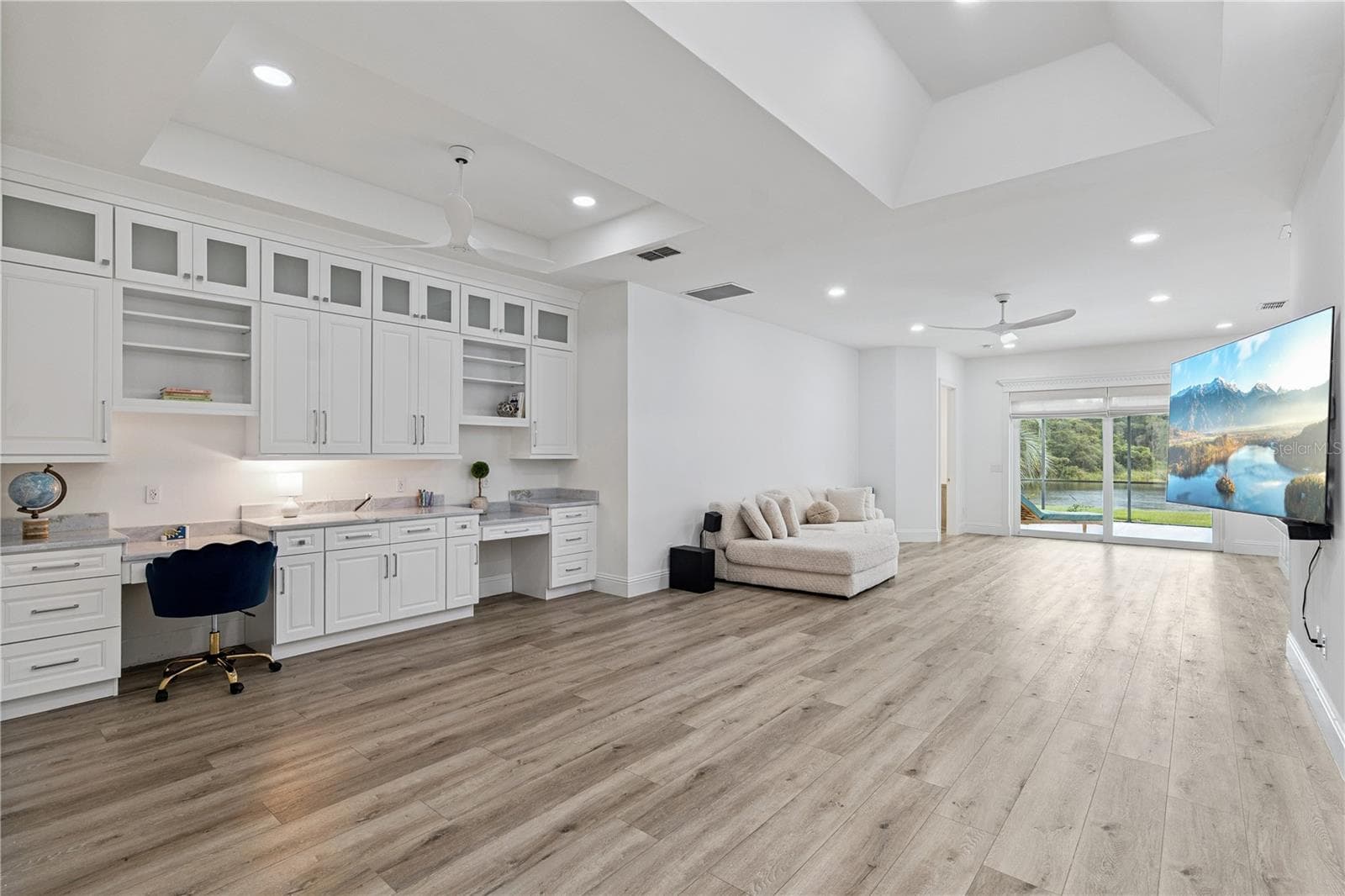 Single Family Residence at 1676 CHERRY RIDGE DR, LAKE MARY, photo 8 of 40