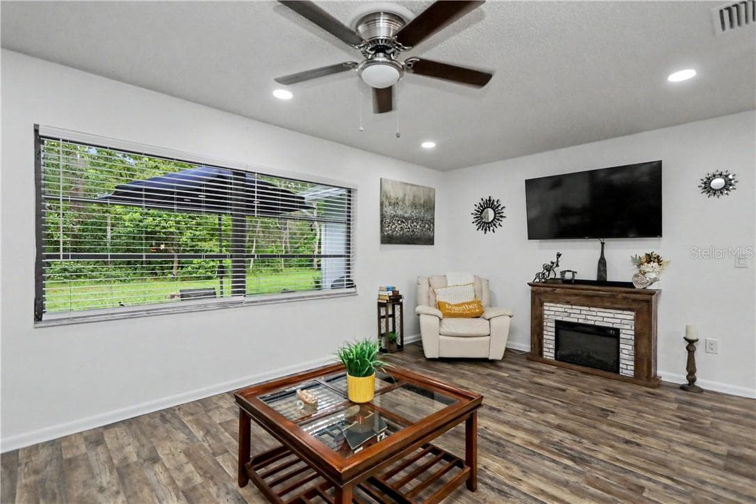 Single Family Residence at 10 Colubrina CT, HOMOSASSA FL 34446, Homosassa, photo 18 of 59