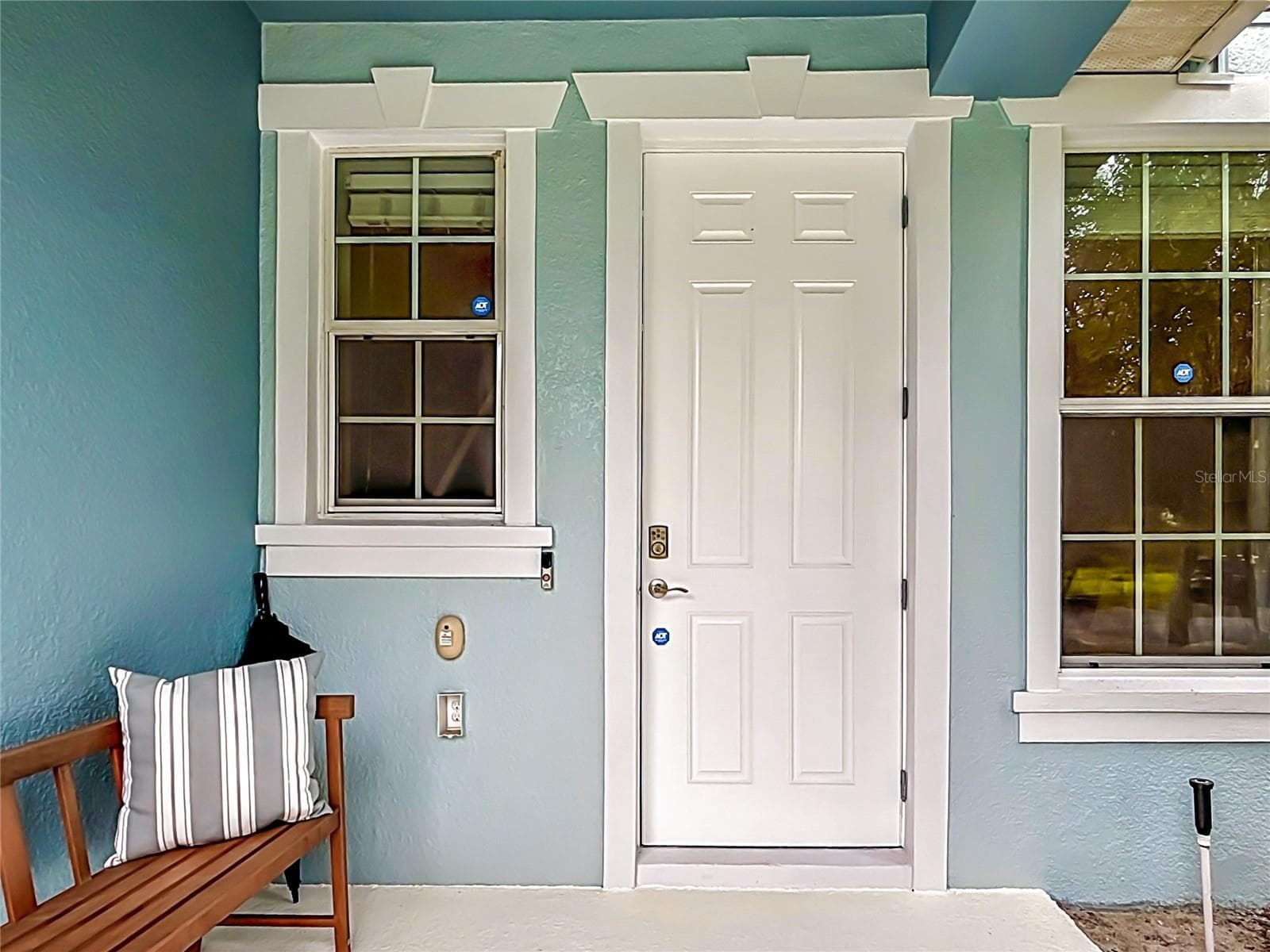 Townhouse at 14066 AVENUE OF THE GROVES, WINTER GARDEN, photo 6 of 54