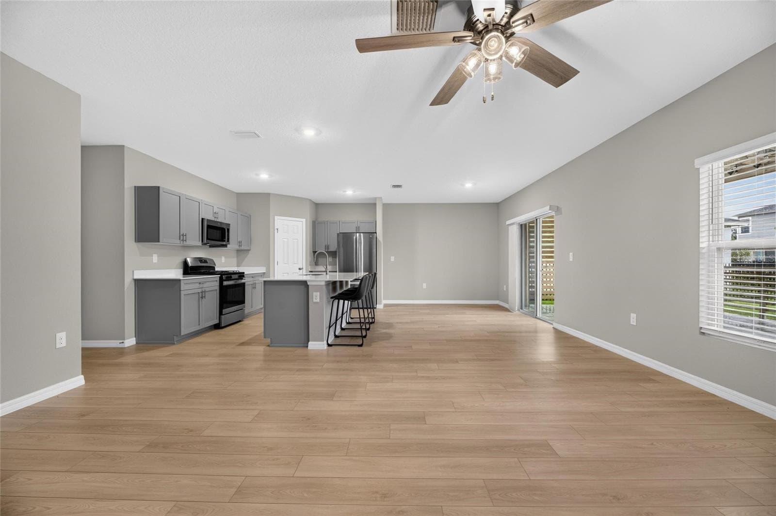 Single Family Residence at 14468 MEADOW BIRD AVE, RIVERVIEW, photo 12 of 73