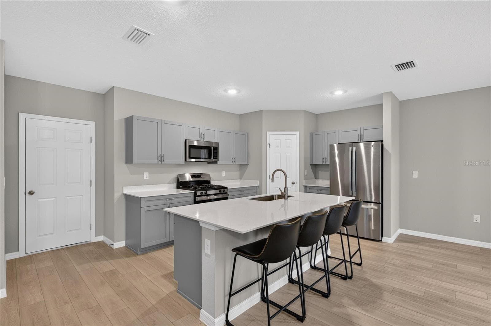 Single Family Residence at 14468 MEADOW BIRD AVE, RIVERVIEW, photo 17 of 73