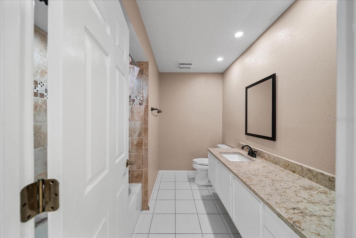 Single Family Residence at 4321 PRESIDENTIAL AVENUE CIR E, BRADENTON, photo 27 of 52