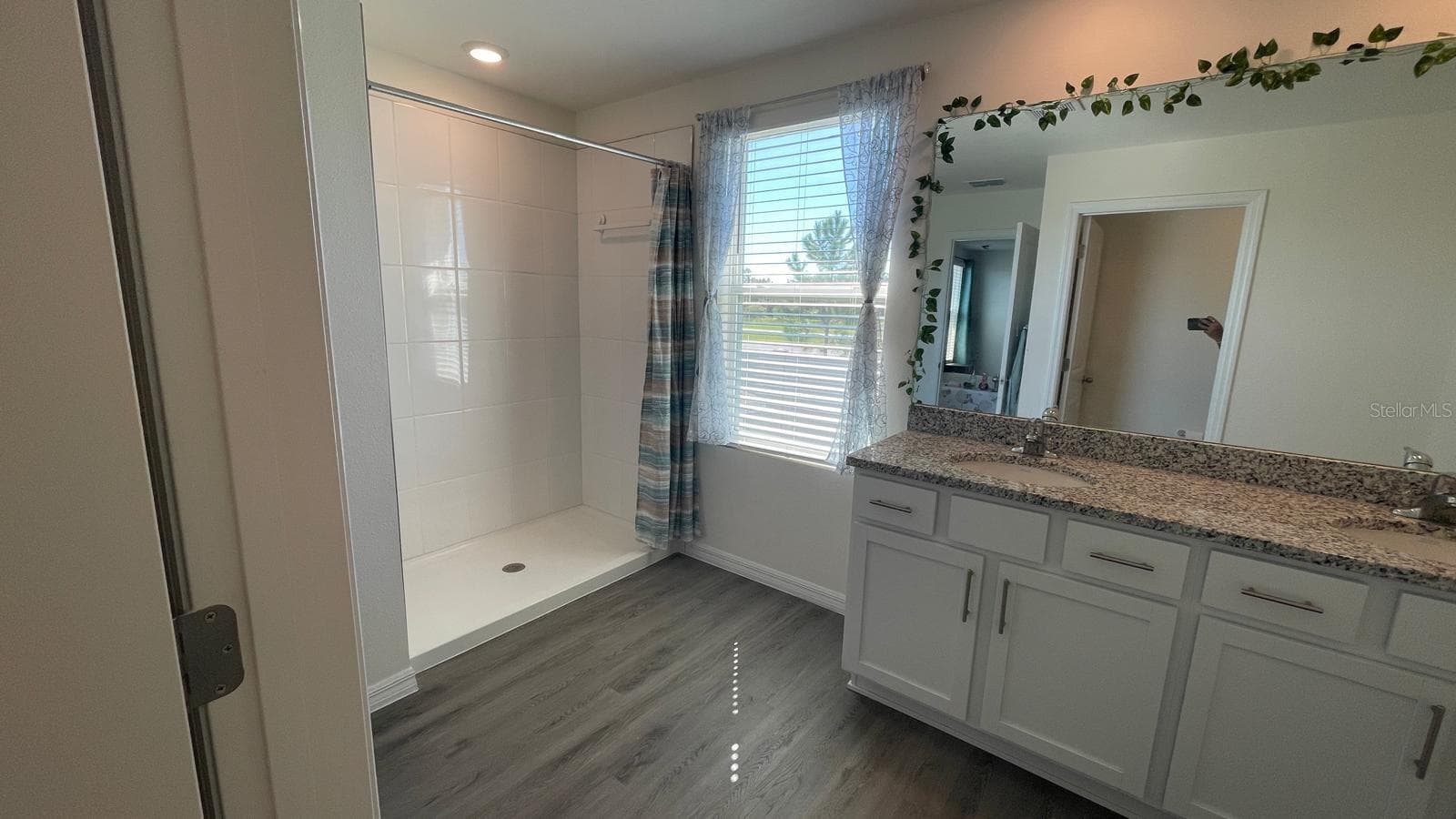 Master Bathroom - 36117 SUNFLOWER HILL DR, ZEPHYRHILLS