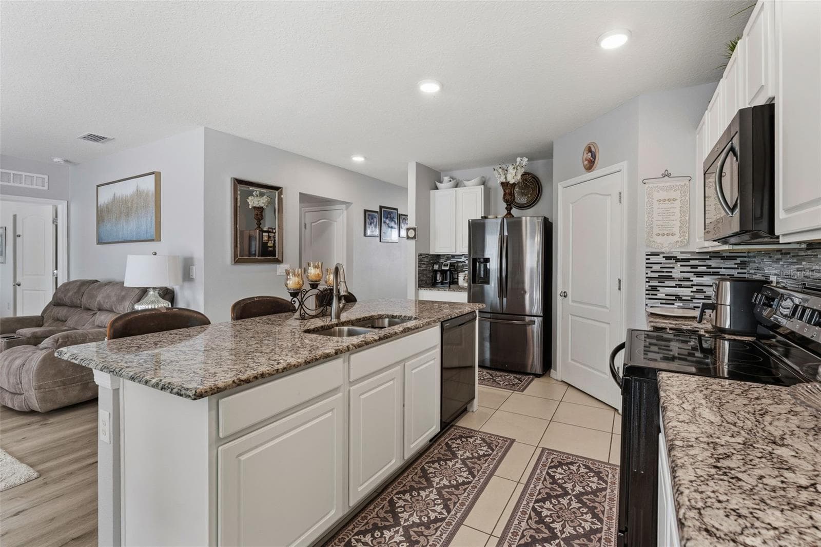 Single Family Residence at 1894 CASSIDY KNOLL DR, KISSIMMEE, photo 17 of 51