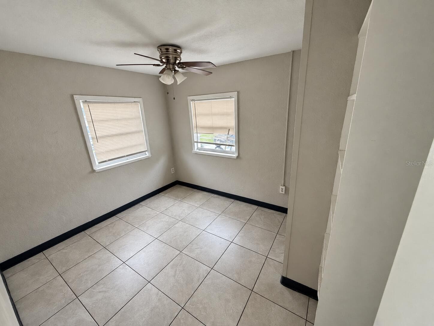 Duplex at 613 PLATEAU AVE, LAKELAND, photo 16 of 20