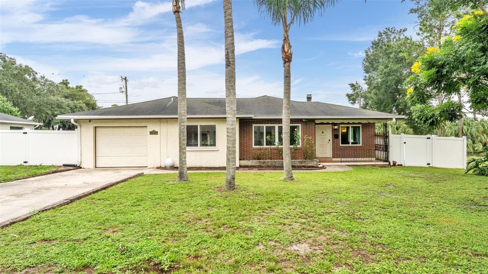 Single Family Residence at 1330 AUBURN ST, LAKELAND, photo 38 of 51