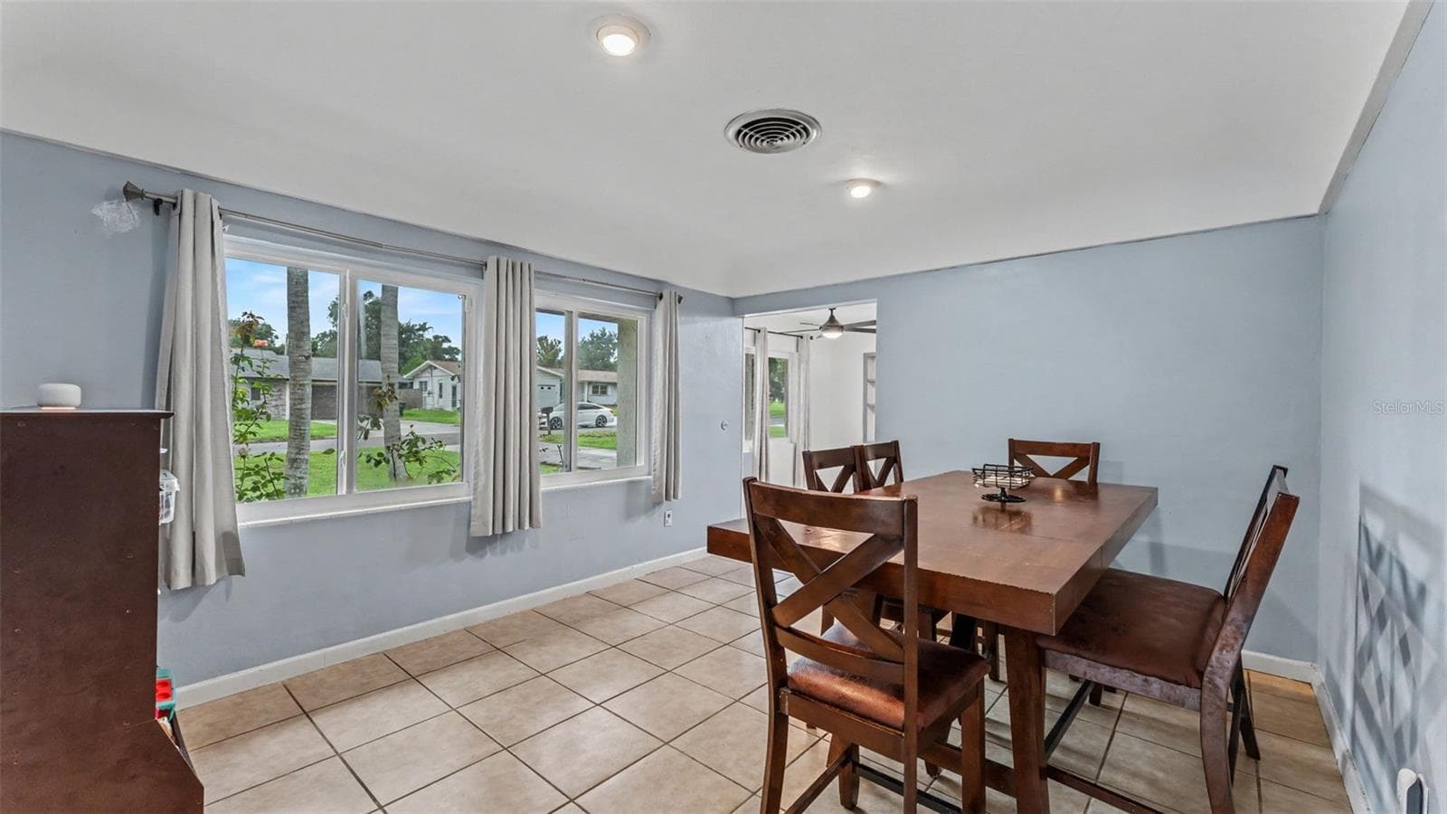 Single Family Residence at 1330 AUBURN ST, LAKELAND, photo 5 of 51