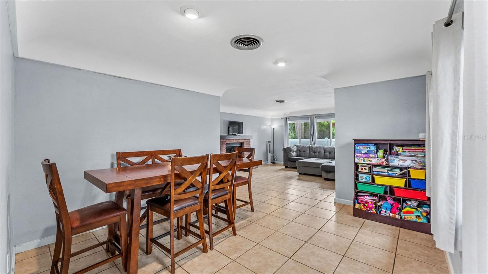 Single Family Residence at 1330 AUBURN ST, LAKELAND, photo 7 of 51