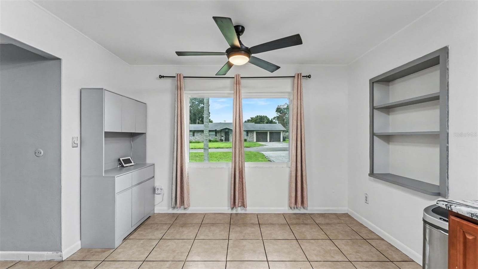 Single Family Residence at 1330 AUBURN ST, LAKELAND, photo 11 of 51