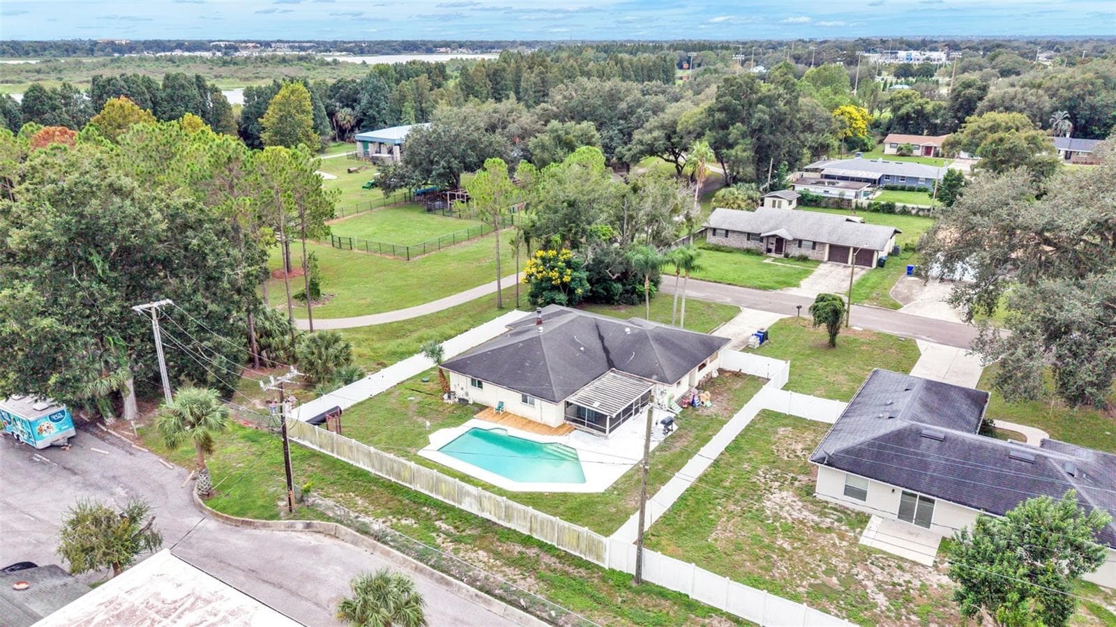 Single Family Residence at 1330 AUBURN ST, LAKELAND, photo 46 of 51