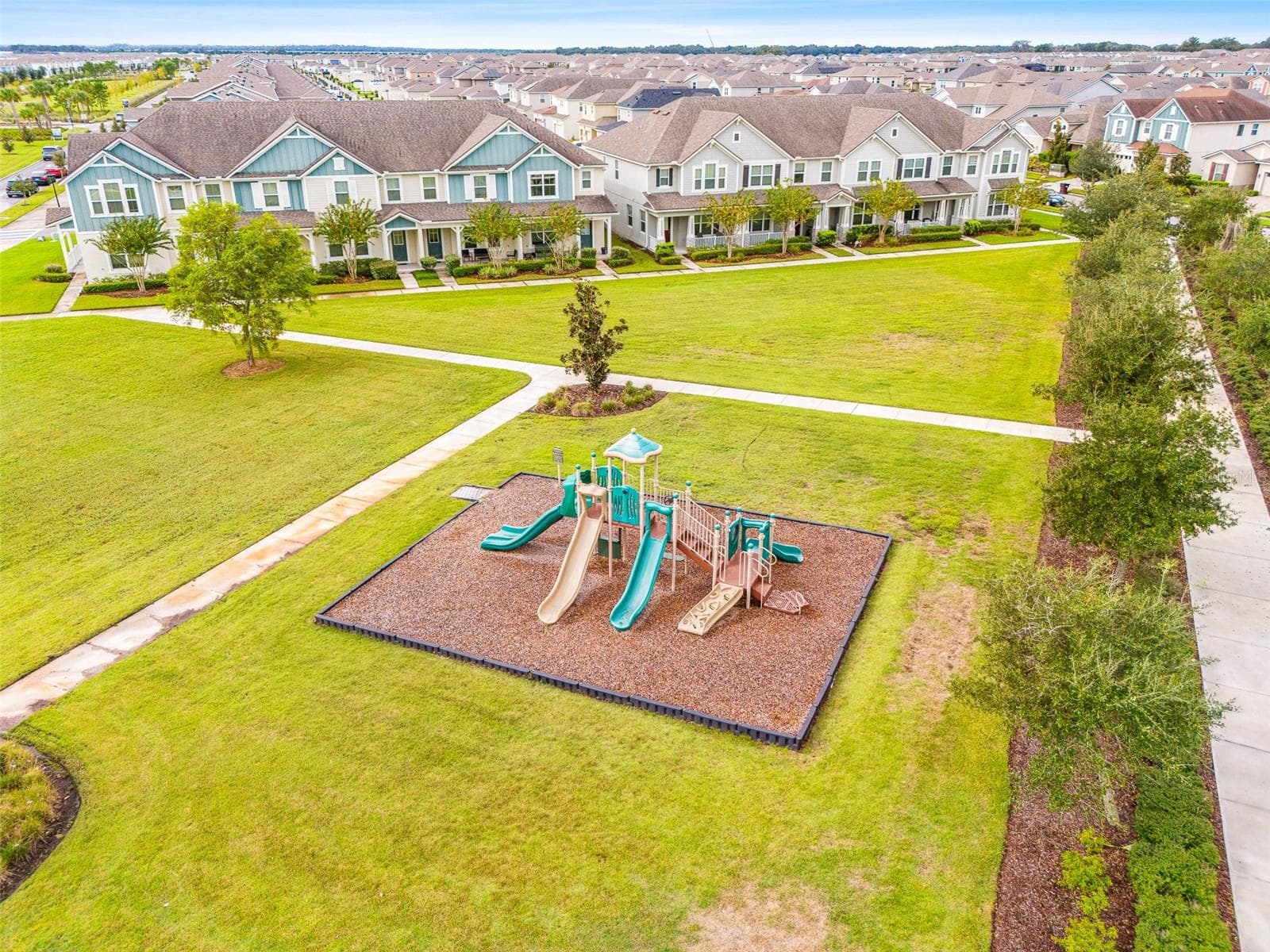 Townhouse at 1700 TOHOQUA BLVD, KISSIMMEE, photo 49 of 55