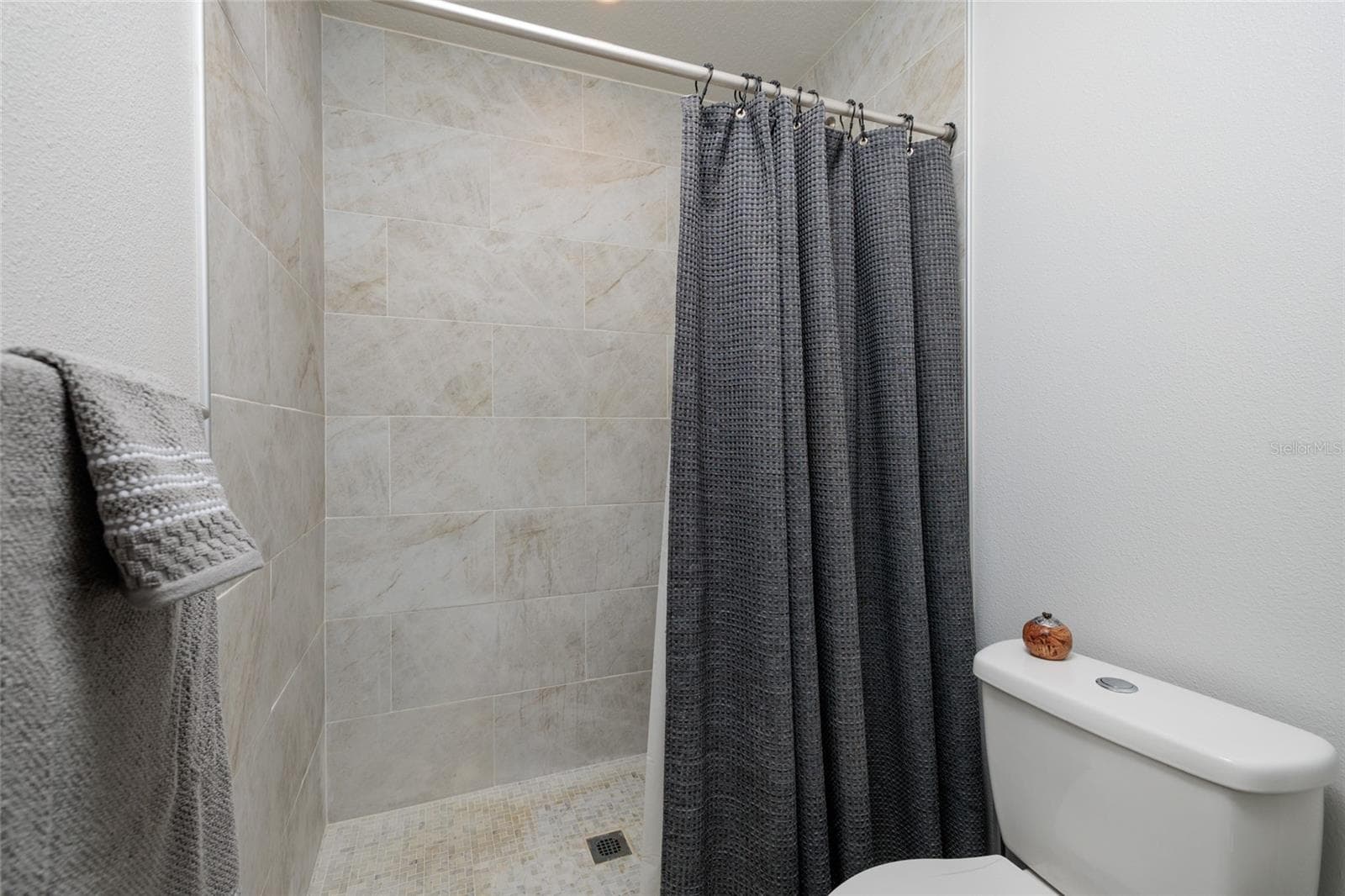 Single Family Residence at 23208 SIERRA RD, LAND O LAKES, photo 21 of 69