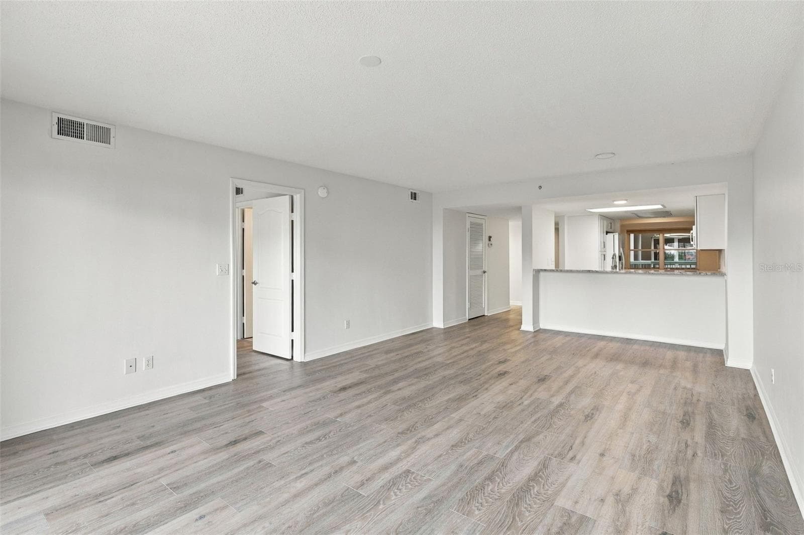 Condominium at 4 OCEANS WEST BLVD #402A, DAYTONA BEACH SHORES, photo 14 of 36