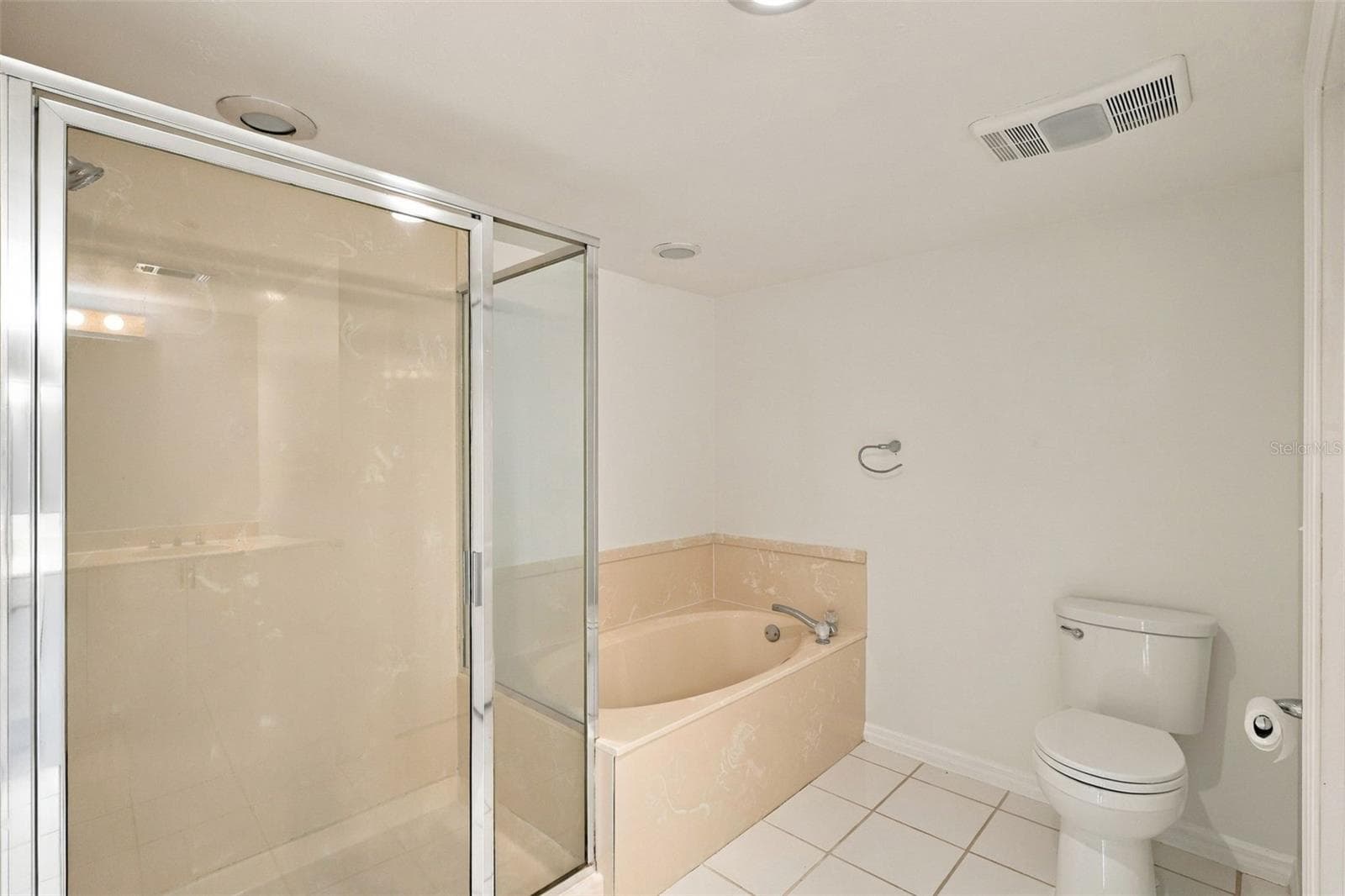 Condominium at 4 OCEANS WEST BLVD #402A, DAYTONA BEACH SHORES, photo 22 of 36