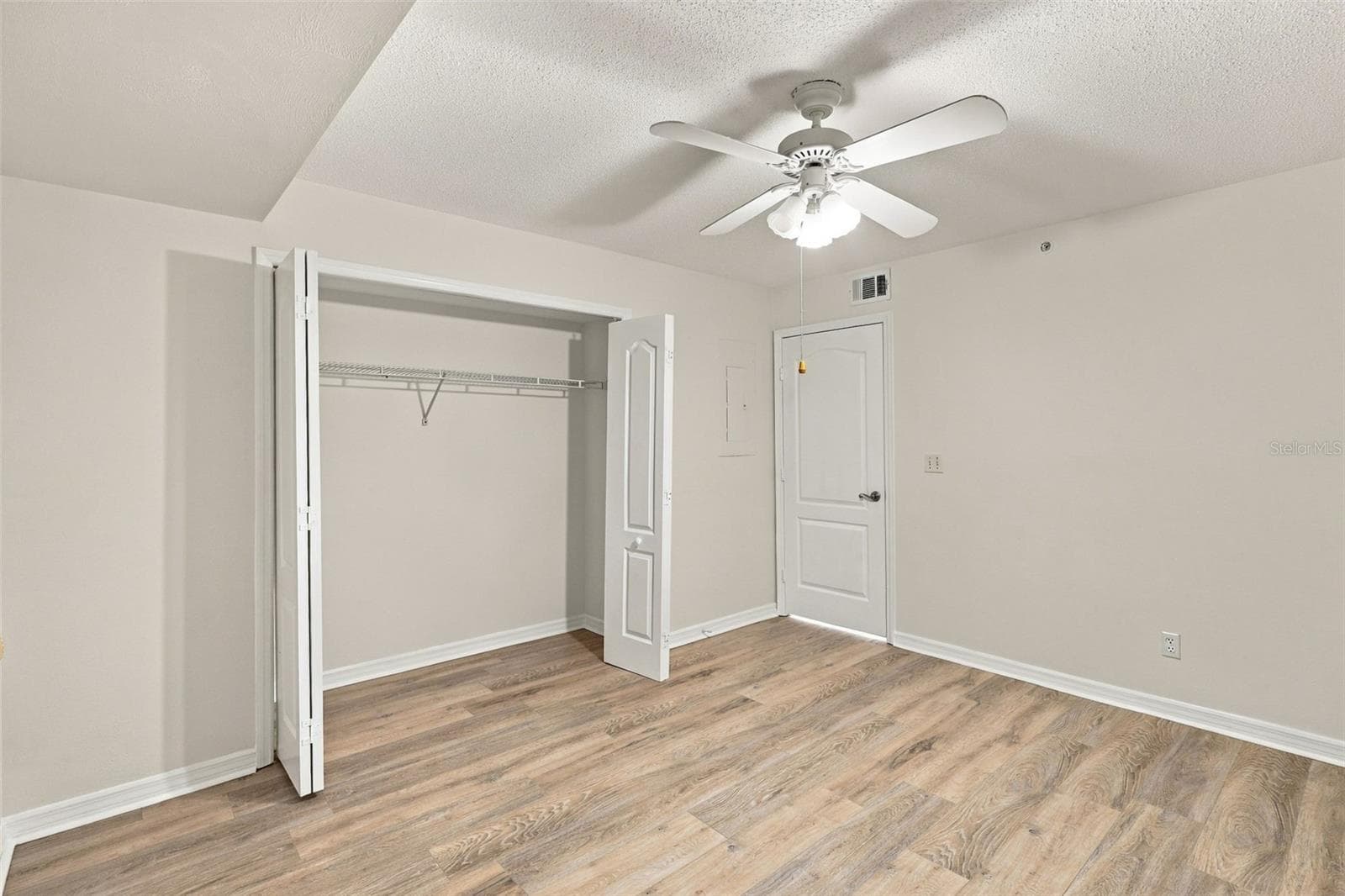 Condominium at 4 OCEANS WEST BLVD #402A, DAYTONA BEACH SHORES, photo 25 of 36