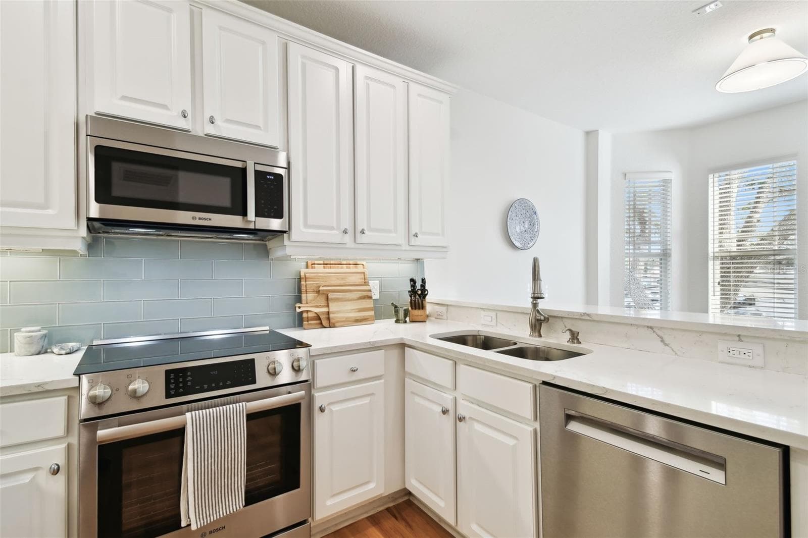 Townhouse at 3315 W DE LEON ST #1, TAMPA, photo 33 of 77