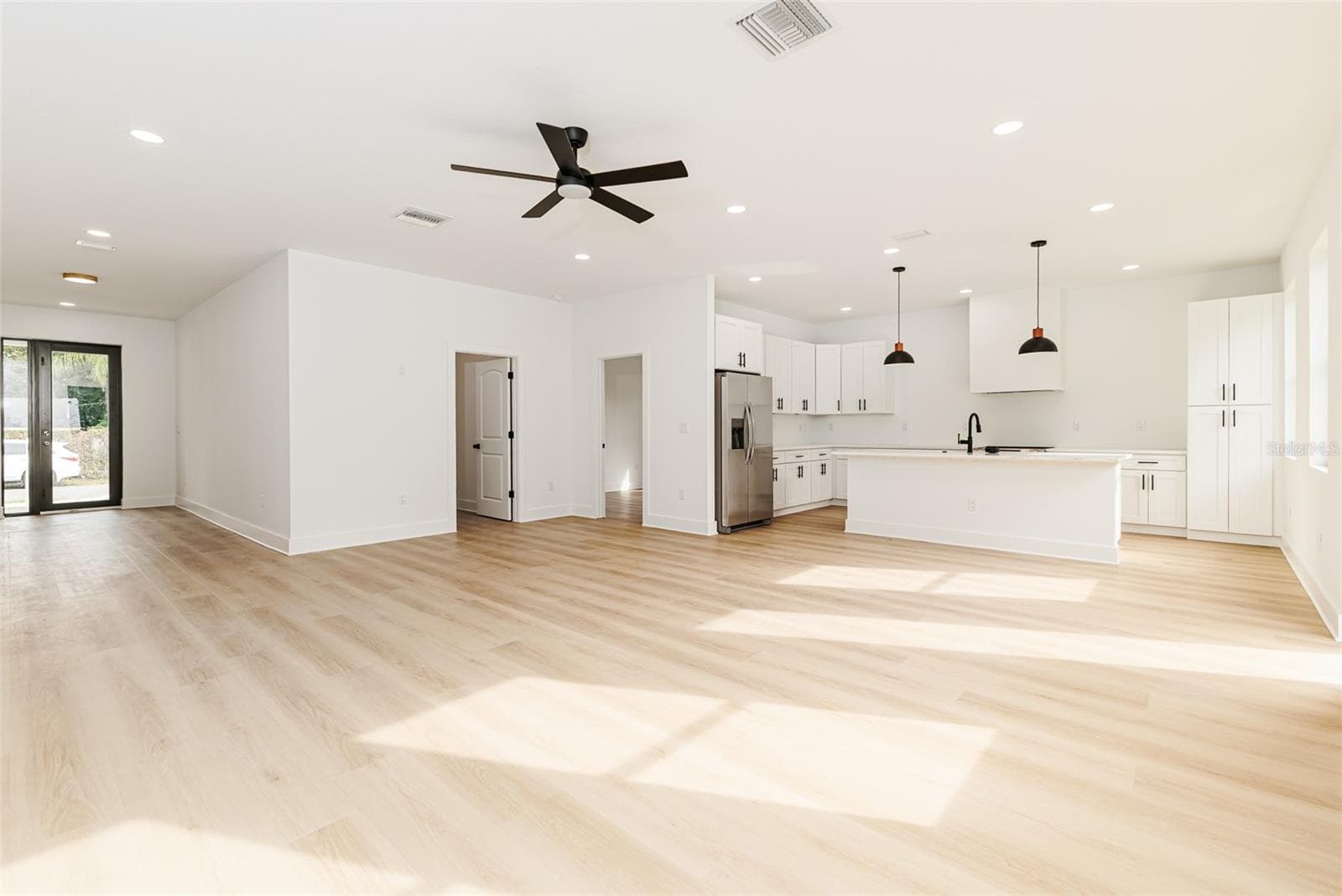 Single Family Residence at 2507 FAIRVIEW AVE, SEFFNER, photo 10 of 45
