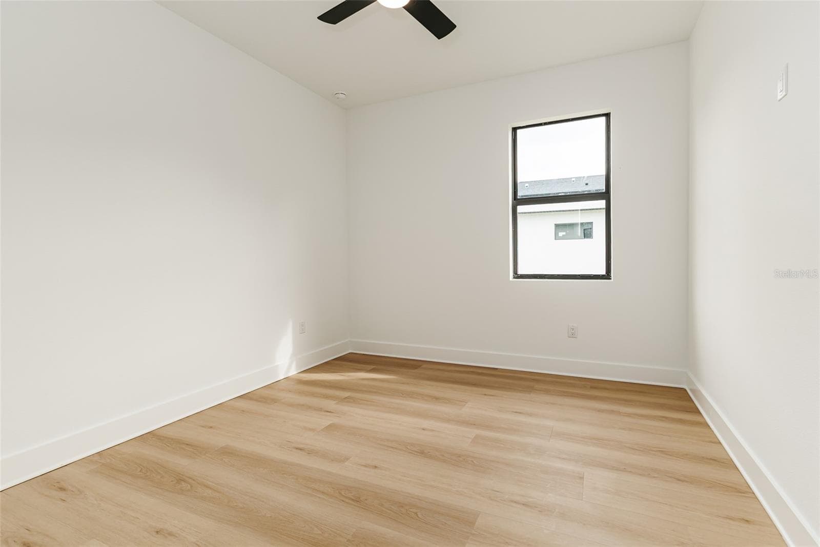 Single Family Residence at 2507 FAIRVIEW AVE, SEFFNER, photo 33 of 45