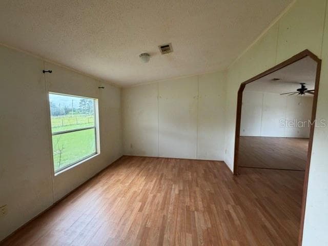 Manufactured Home at 314 SKYBLUE LN, AUBURNDALE, photo 7 of 21