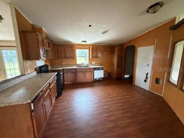 Manufactured Home at 314 SKYBLUE LN, AUBURNDALE, photo 8 of 21