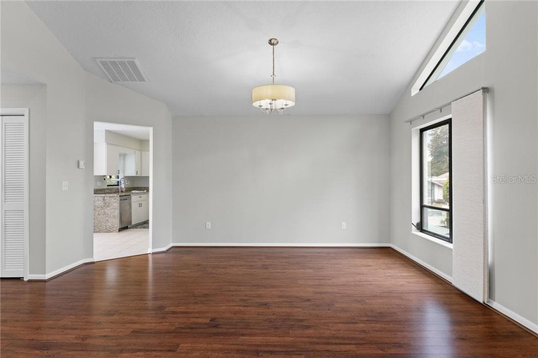 Single Family Residence at 8 W Winged Foot CT, HOMOSASSA FL 34446, Homosassa, photo 11 of 65