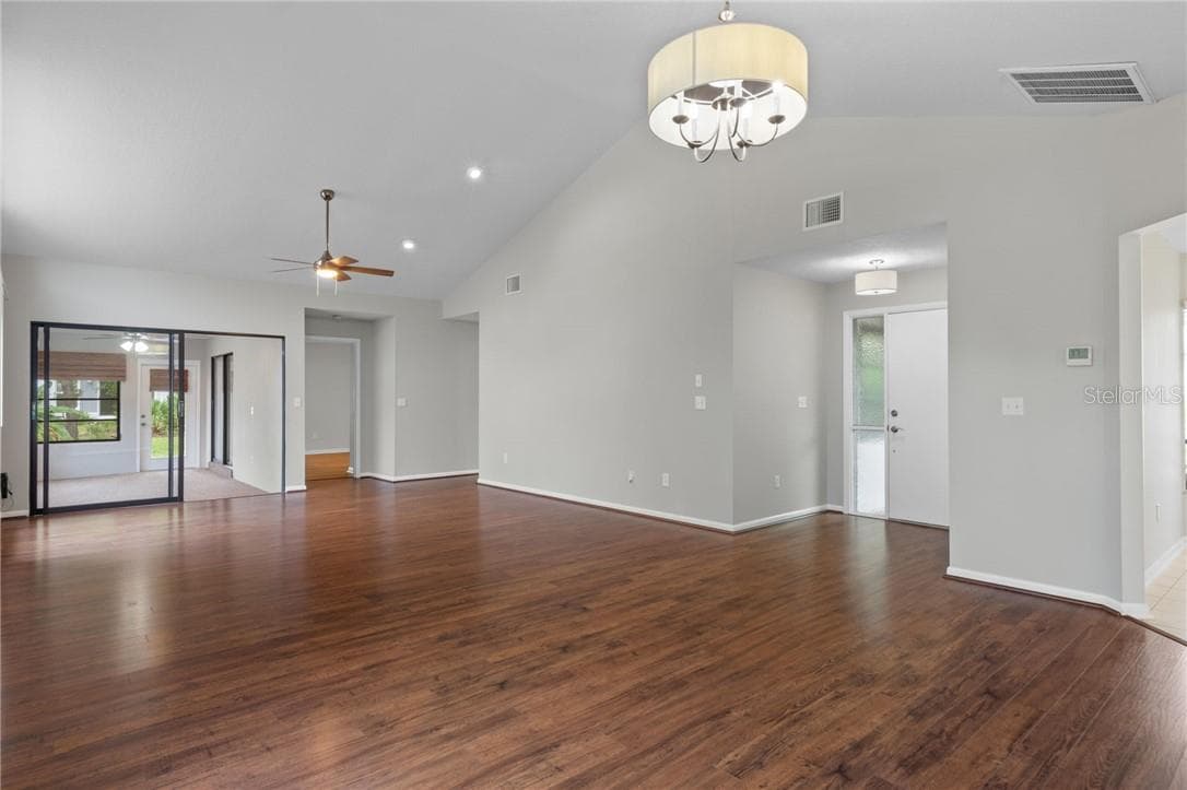 Single Family Residence at 8 W Winged Foot CT, HOMOSASSA FL 34446, Homosassa, photo 13 of 65
