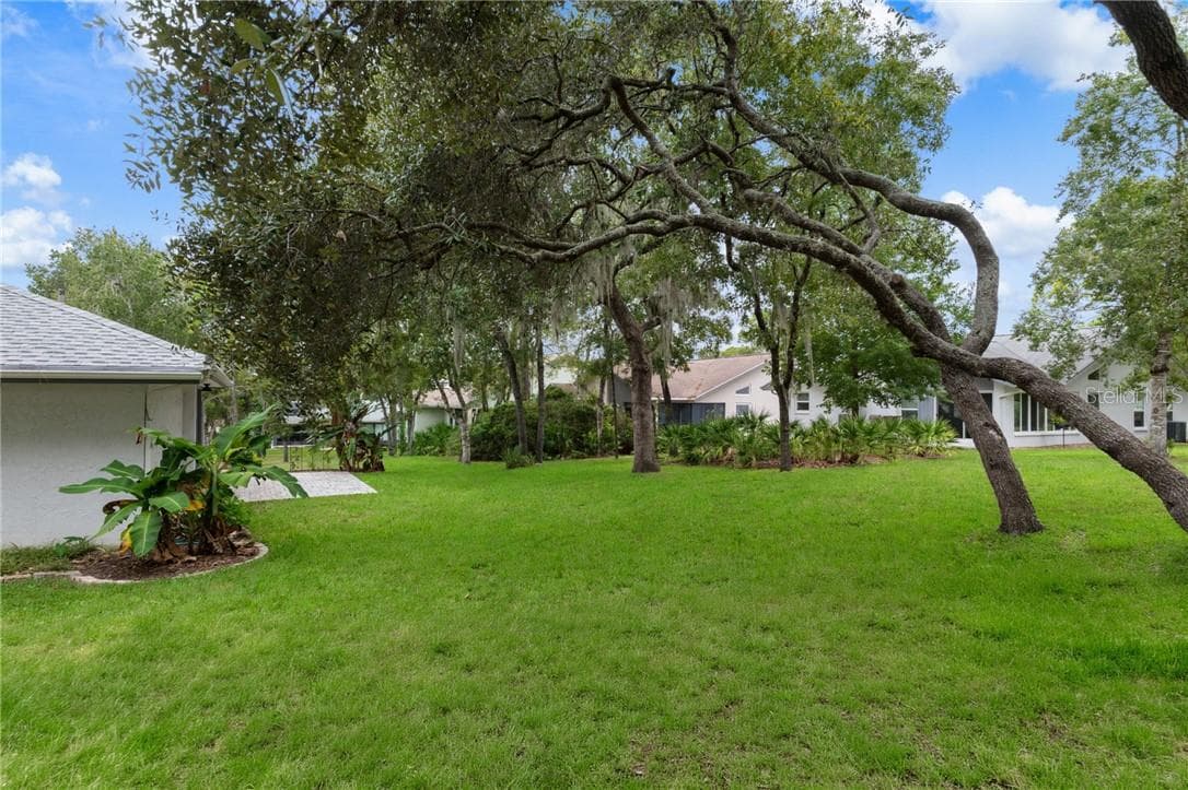 Single Family Residence at 8 W Winged Foot CT, HOMOSASSA FL 34446, Homosassa, photo 42 of 65