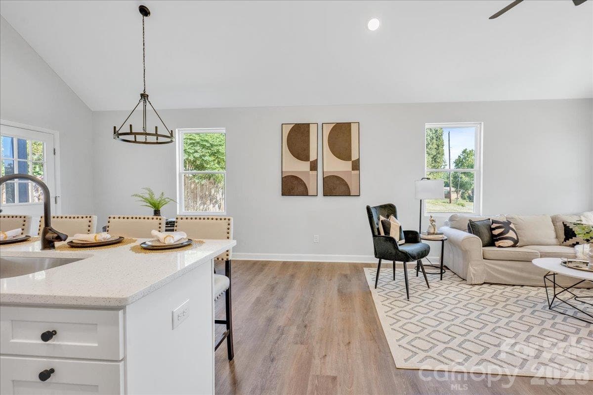 Single Family Residence at 804 Evergreen Avenue, Kannapolis, photo 14 of 32