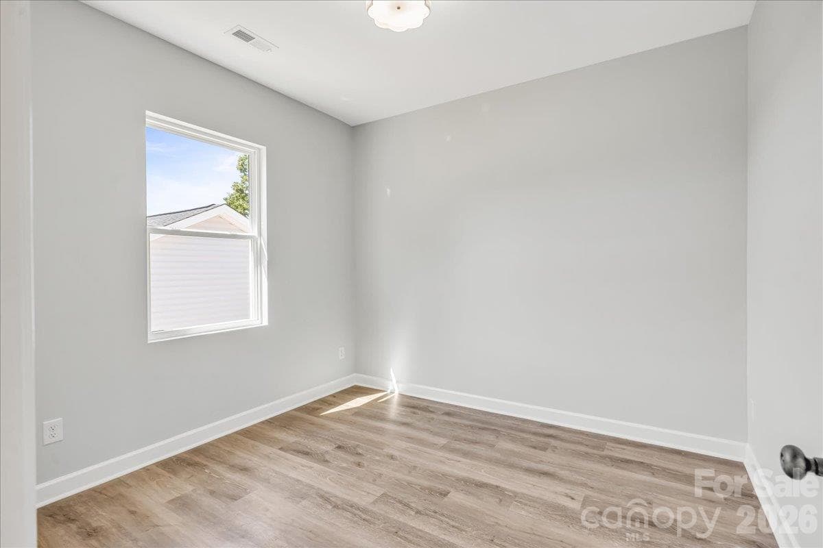 Single Family Residence at 804 Evergreen Avenue, Kannapolis, photo 25 of 32