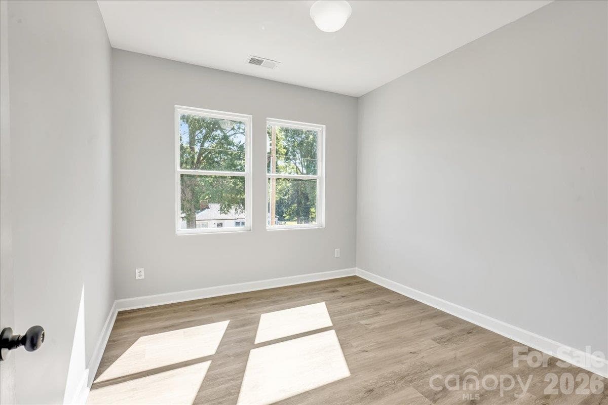Single Family Residence at 804 Evergreen Avenue, Kannapolis, photo 27 of 32