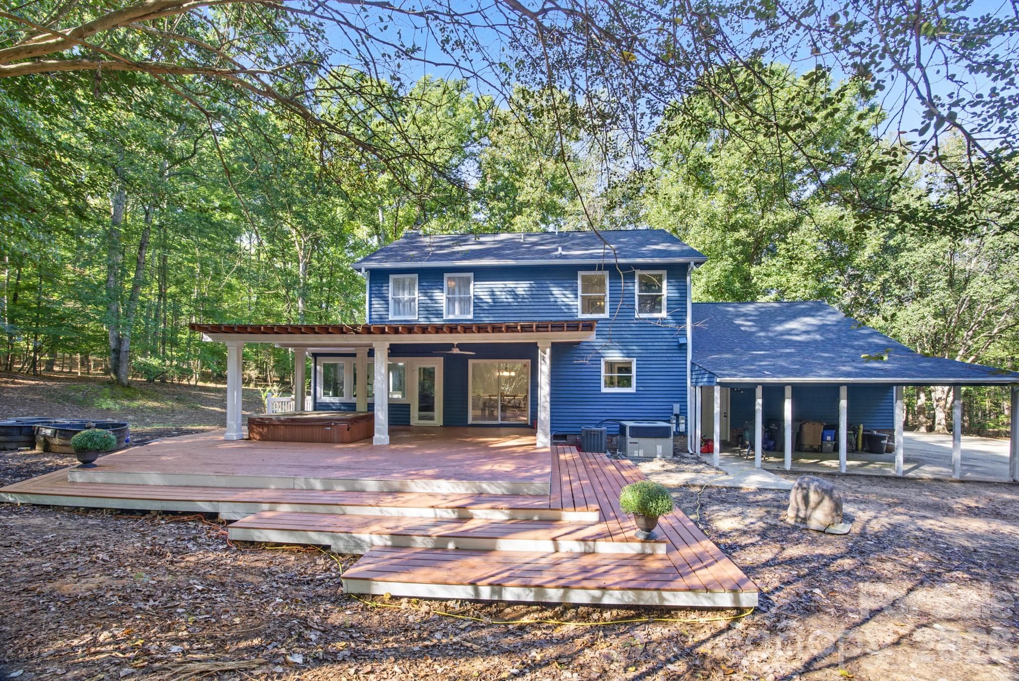 Single Family Residence at 2703 Blythe Road, Waxhaw, photo 5 of 39