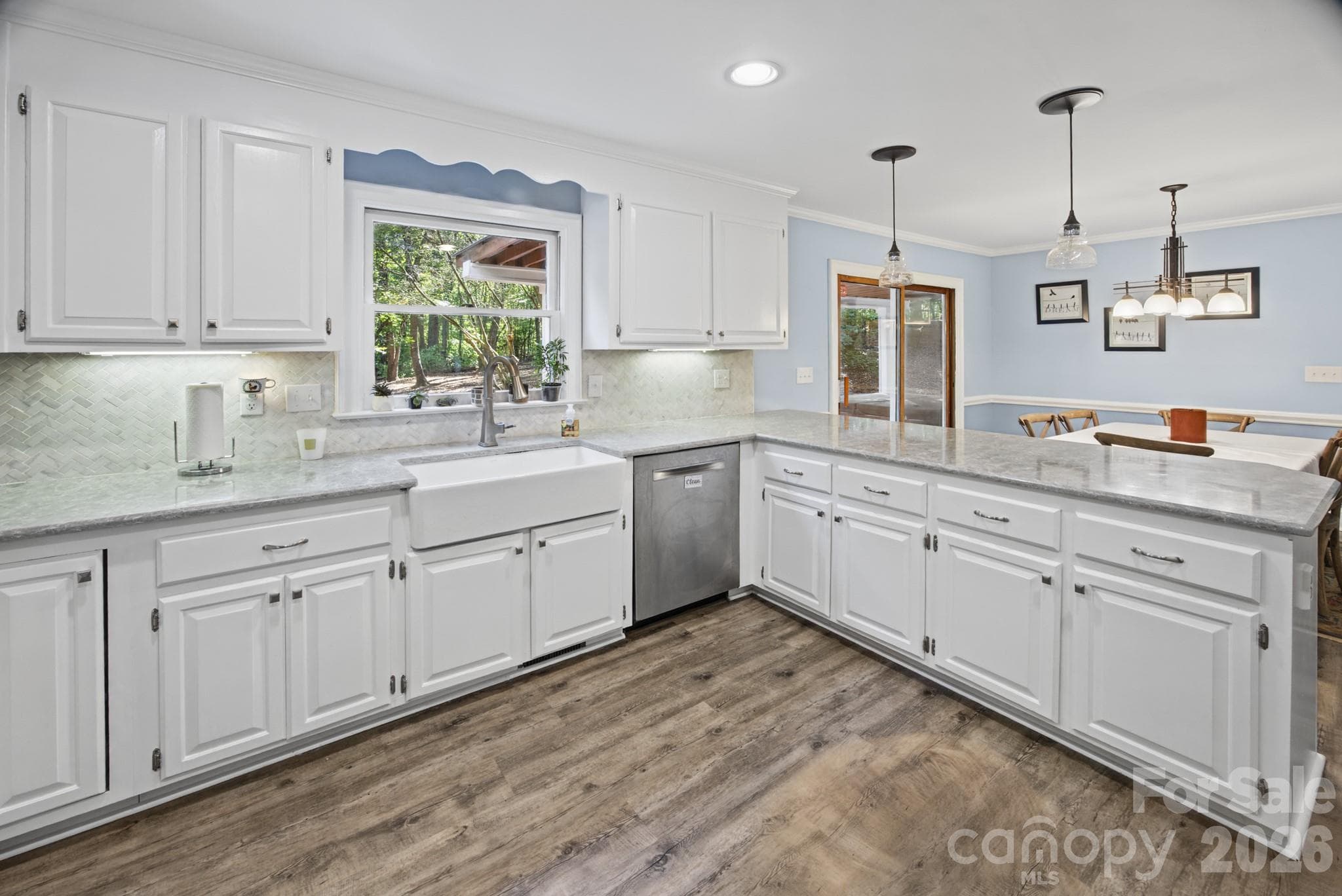 Single Family Residence at 2703 Blythe Road, Waxhaw, photo 9 of 39