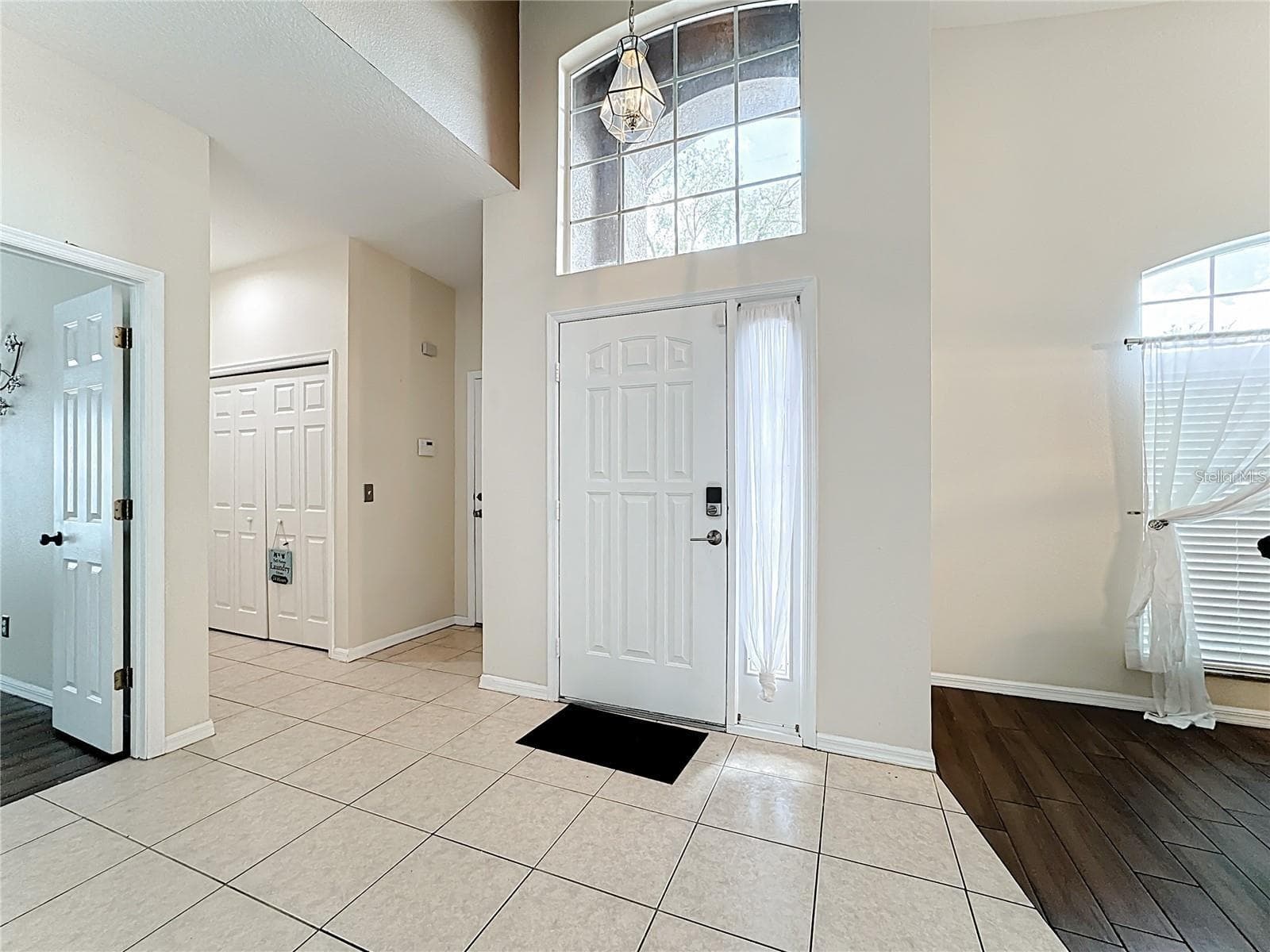 Single Family Residence at 302 JULLIARD BLVD, DAVENPORT, photo 5 of 33