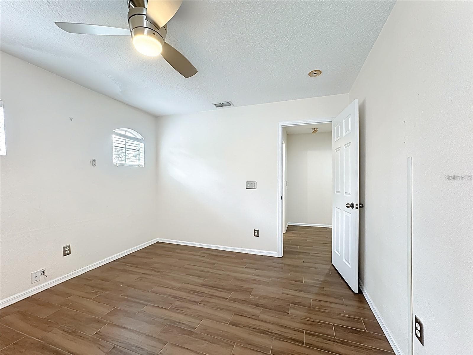 Single Family Residence at 302 JULLIARD BLVD, DAVENPORT, photo 20 of 33