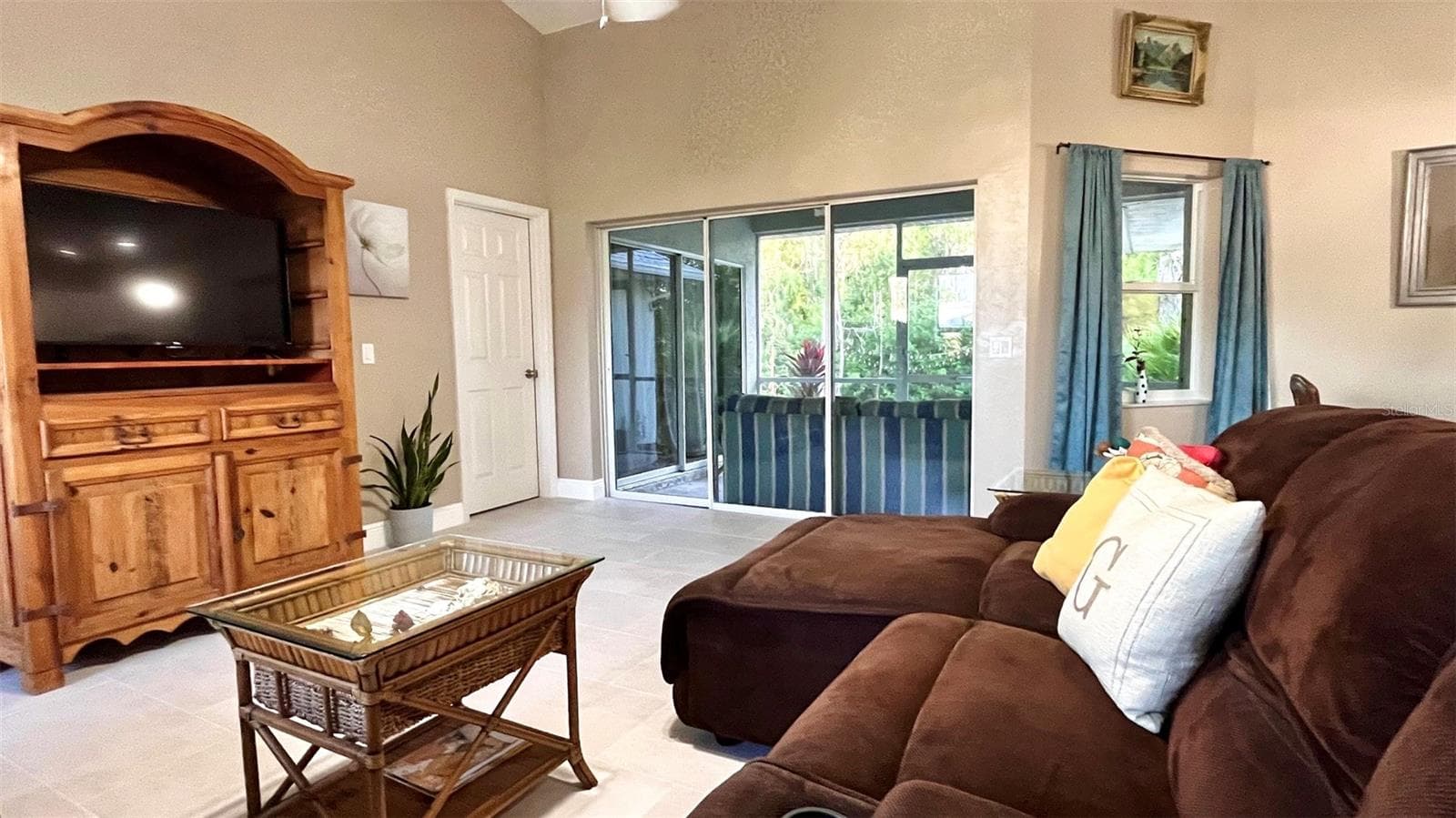 Single Family Residence at 6525 GARLAND ST, FORT MYERS, photo 2 of 18