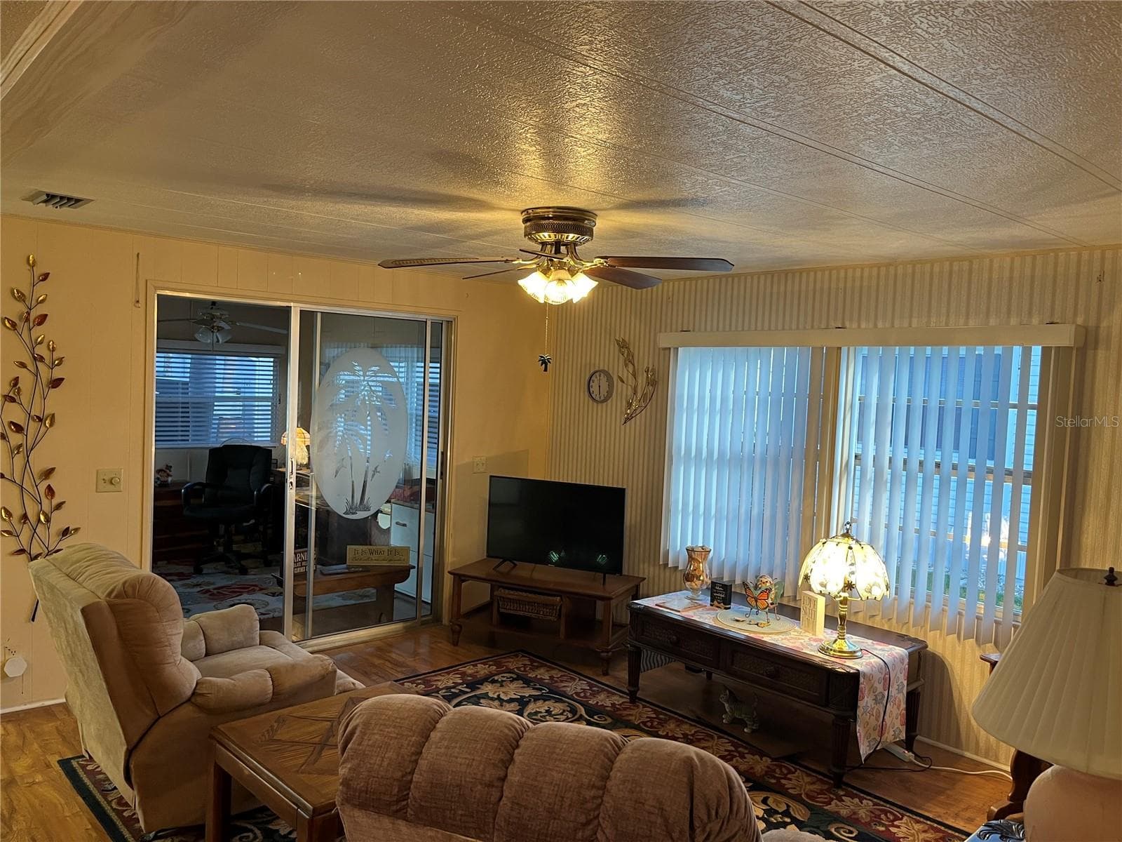 Manufactured Home at 804 CERVINA DR N, VENICE, photo 5 of 30