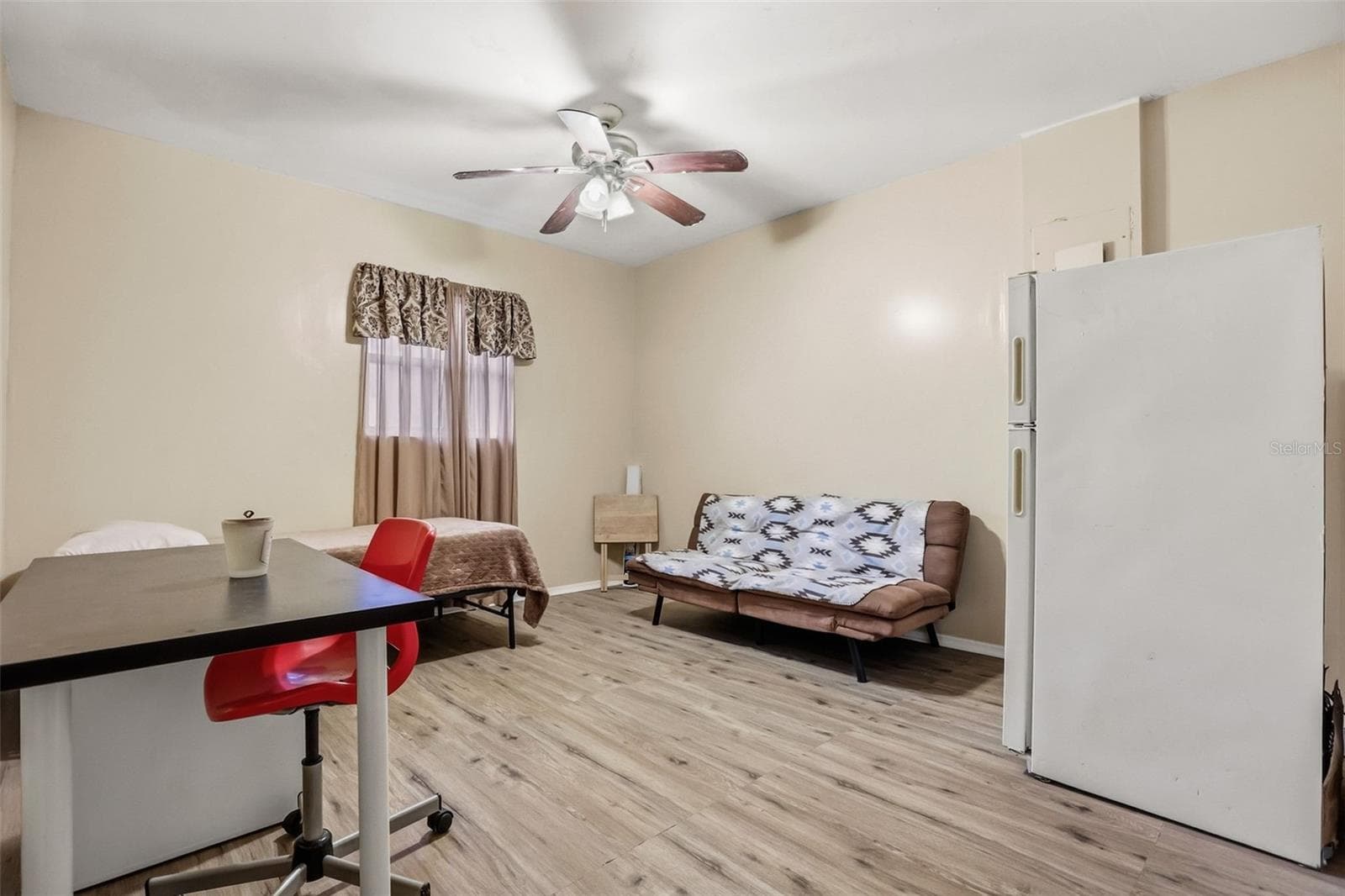 Single Family Residence at 7008 HOLLY ST, MOUNT DORA, photo 18 of 33