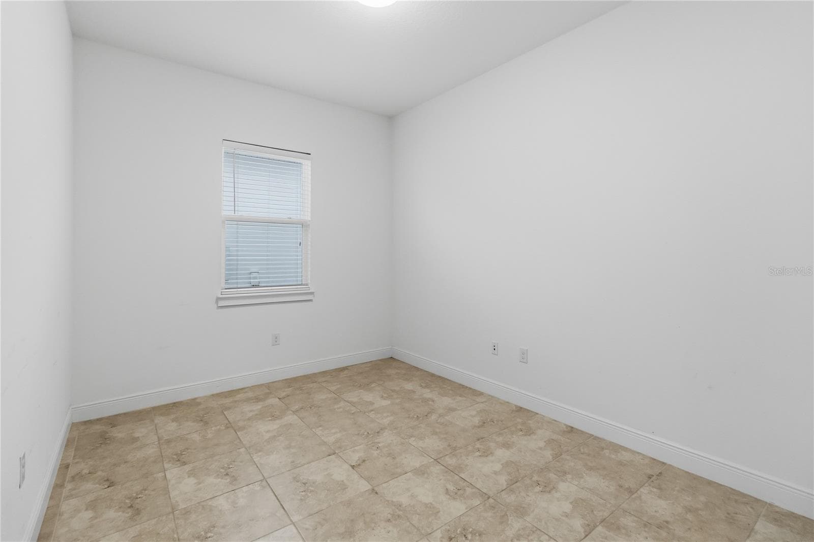 Single Family Residence at 4918 DRAWDY CT, ST CLOUD, photo 27 of 44