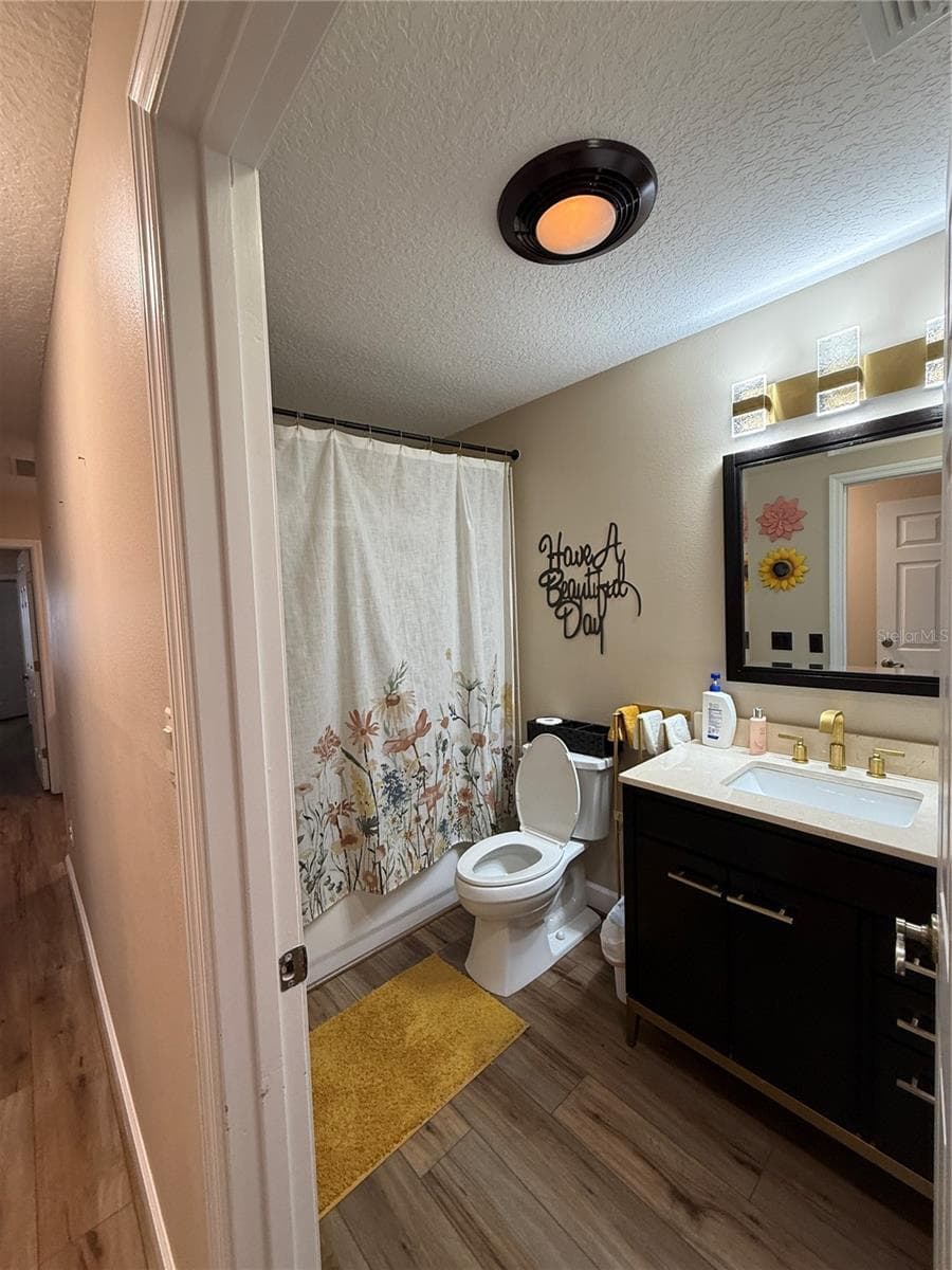 seconsary bath - 24907 CRANES ROOST CIR, LEESBURG