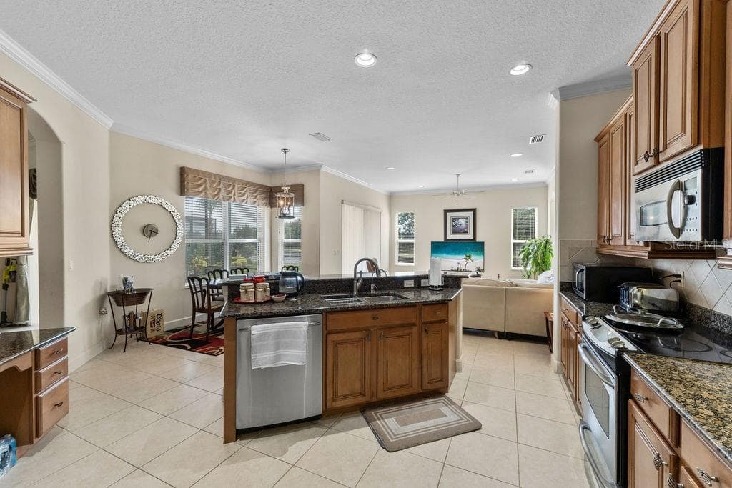 Single Family Residence at 522 RIVER CRANE ST, BRADENTON, photo 15 of 37