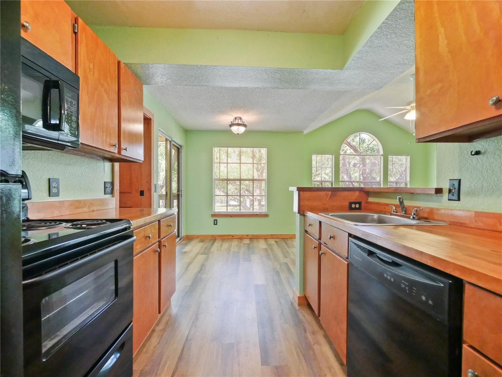 Condominium at 1023 S HIAWASSEE RD #4028, ORLANDO, photo 21 of 28