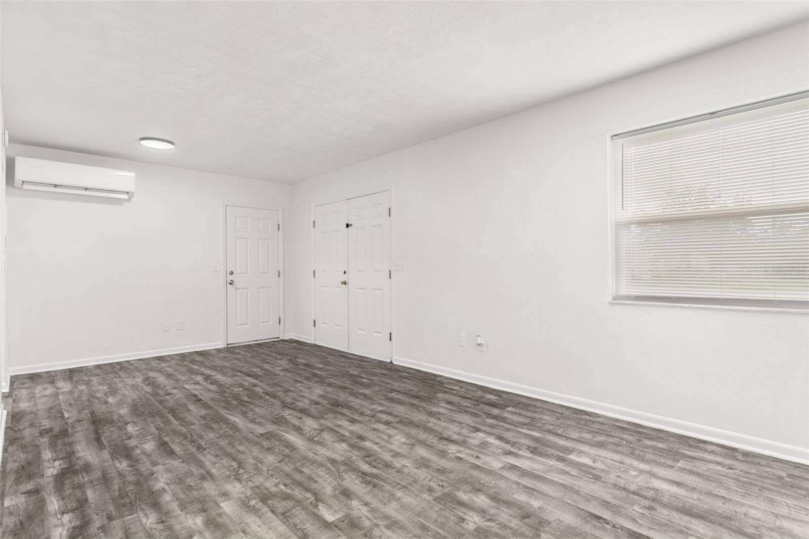 Living Room - 7121 CATALINA ST, SPRING HILL