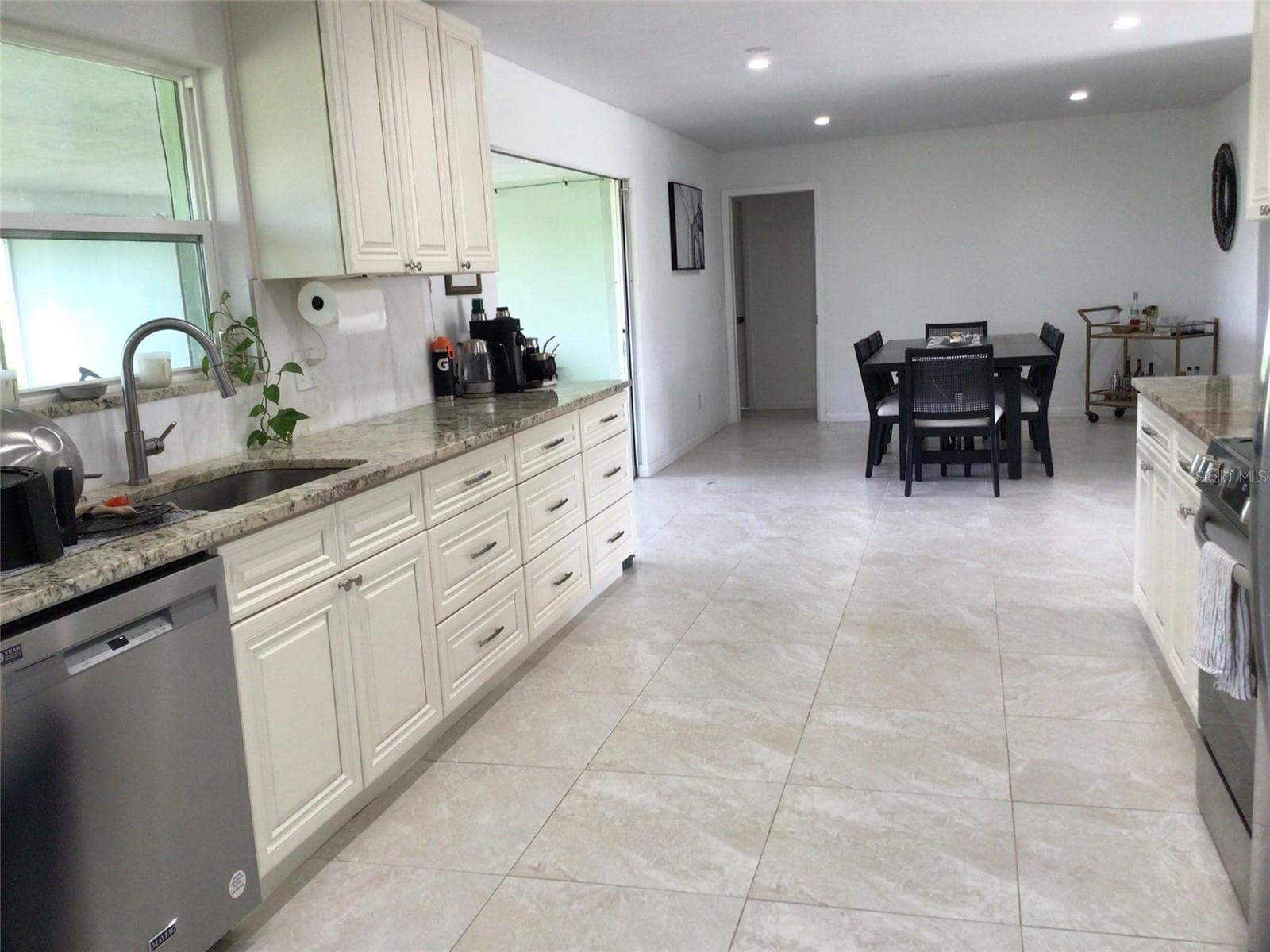 Single Family Residence at 1304 ALAMEDA AVE, CLEARWATER, photo 18 of 39