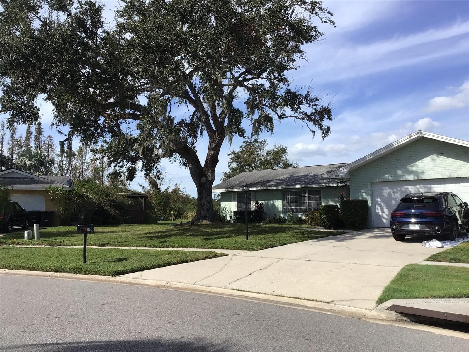 Single Family Residence at 1304 ALAMEDA AVE, CLEARWATER, photo 26 of 39