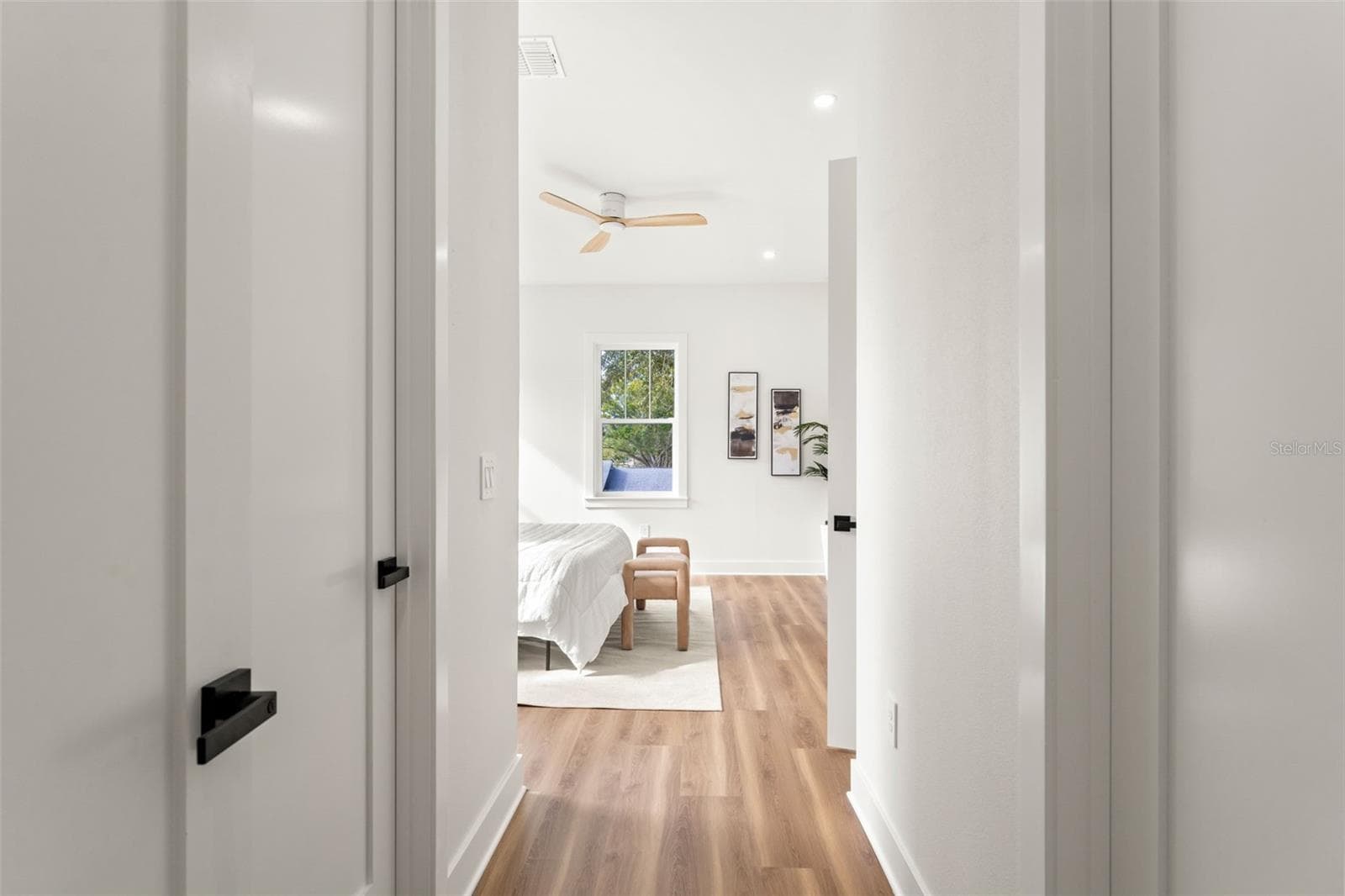 entrance to primary bedroom - 10154 HODSON PL, SEMINOLE