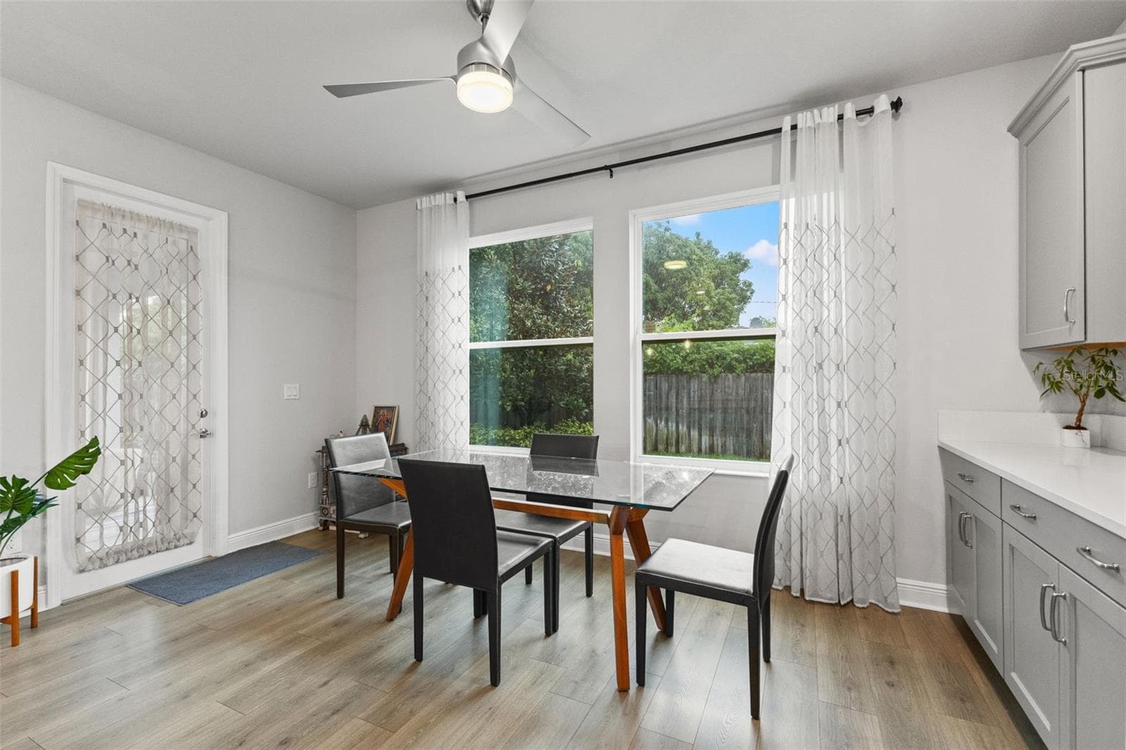 Eat in kitchen/ dining room - 4009 W CARMEN ST, TAMPA