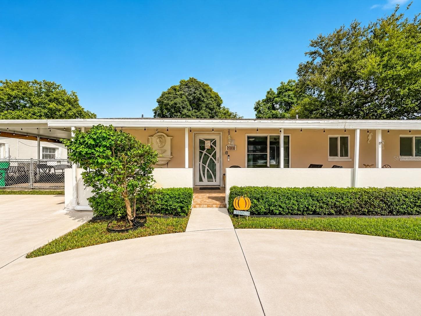 Single Family Residence at 19731 NW 33RD AVE, MIAMI GARDENS, photo 4 of 47
