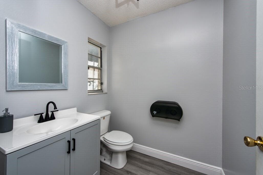 Retail at 7408 COMMERCE ST, RIVERVIEW, photo 5 of 11
