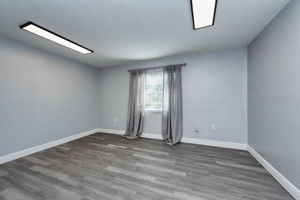 Retail at 7408 COMMERCE ST, RIVERVIEW, photo 7 of 11