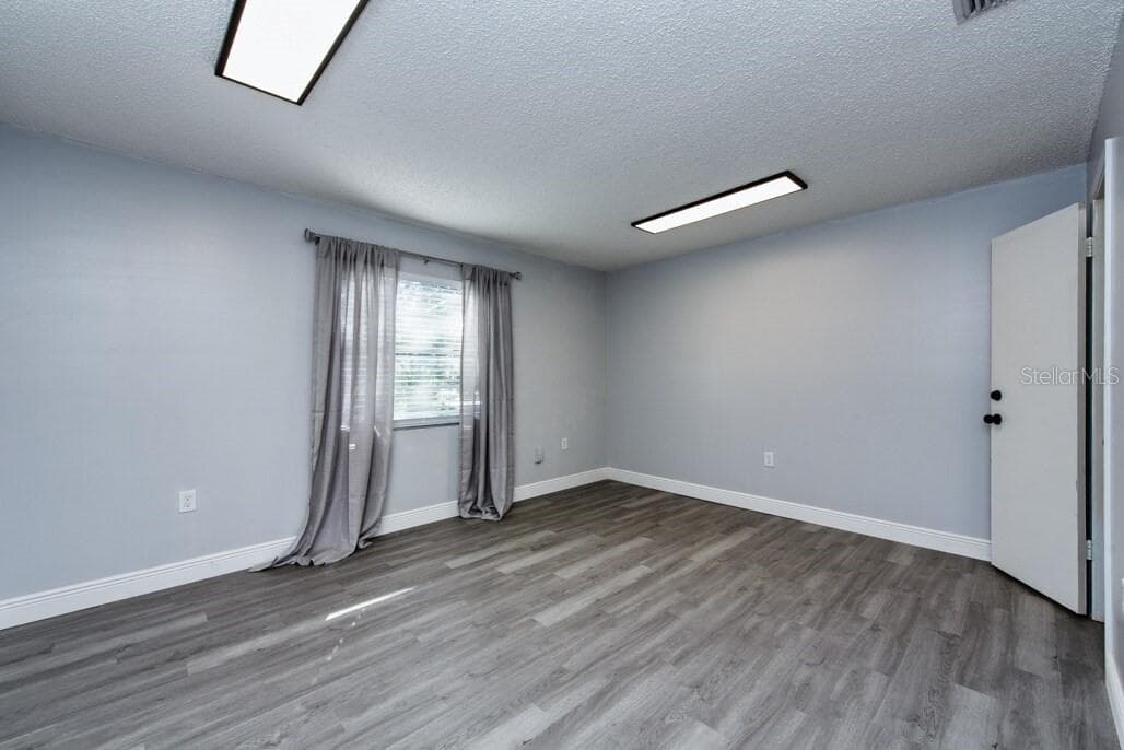 Retail at 7408 COMMERCE ST, RIVERVIEW, photo 8 of 11